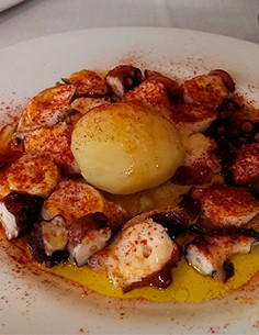 Pulpo a la Gallega con Cachelos | Asador PanXon