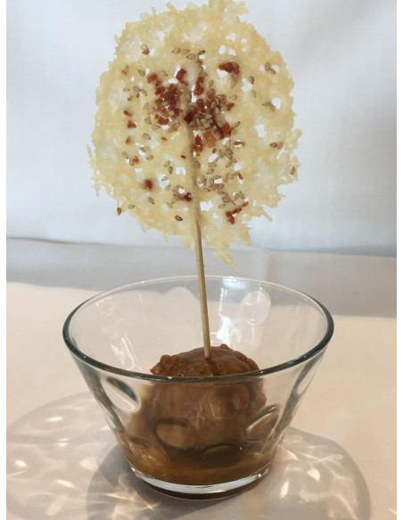 Albóndigas en salsa Española Albóndigas en salsa Española