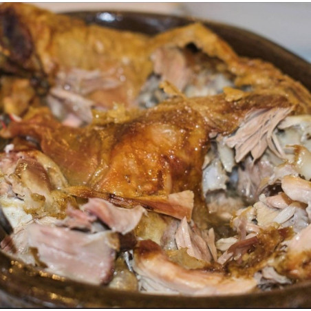 Lechazo asado en horno de piedra | Asador PanXon
