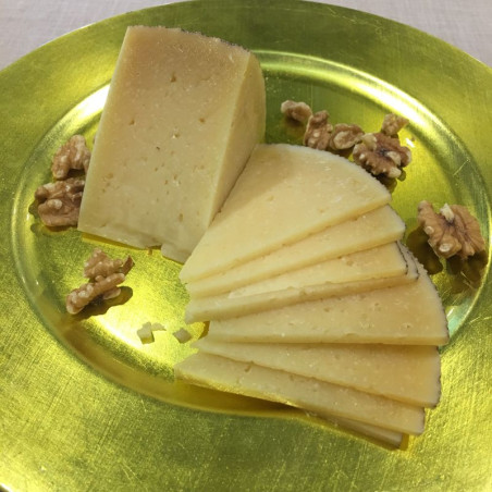 Queso curado de oveja a domicilio en Madrid | Asador PanXon
