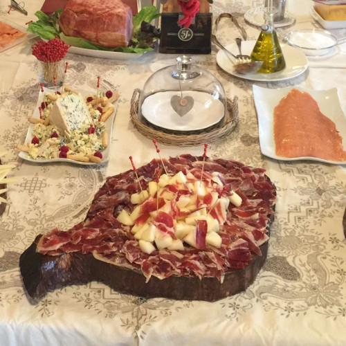 Jamón 100 % ibérico a domicilio en Madrid | Asador PanXon